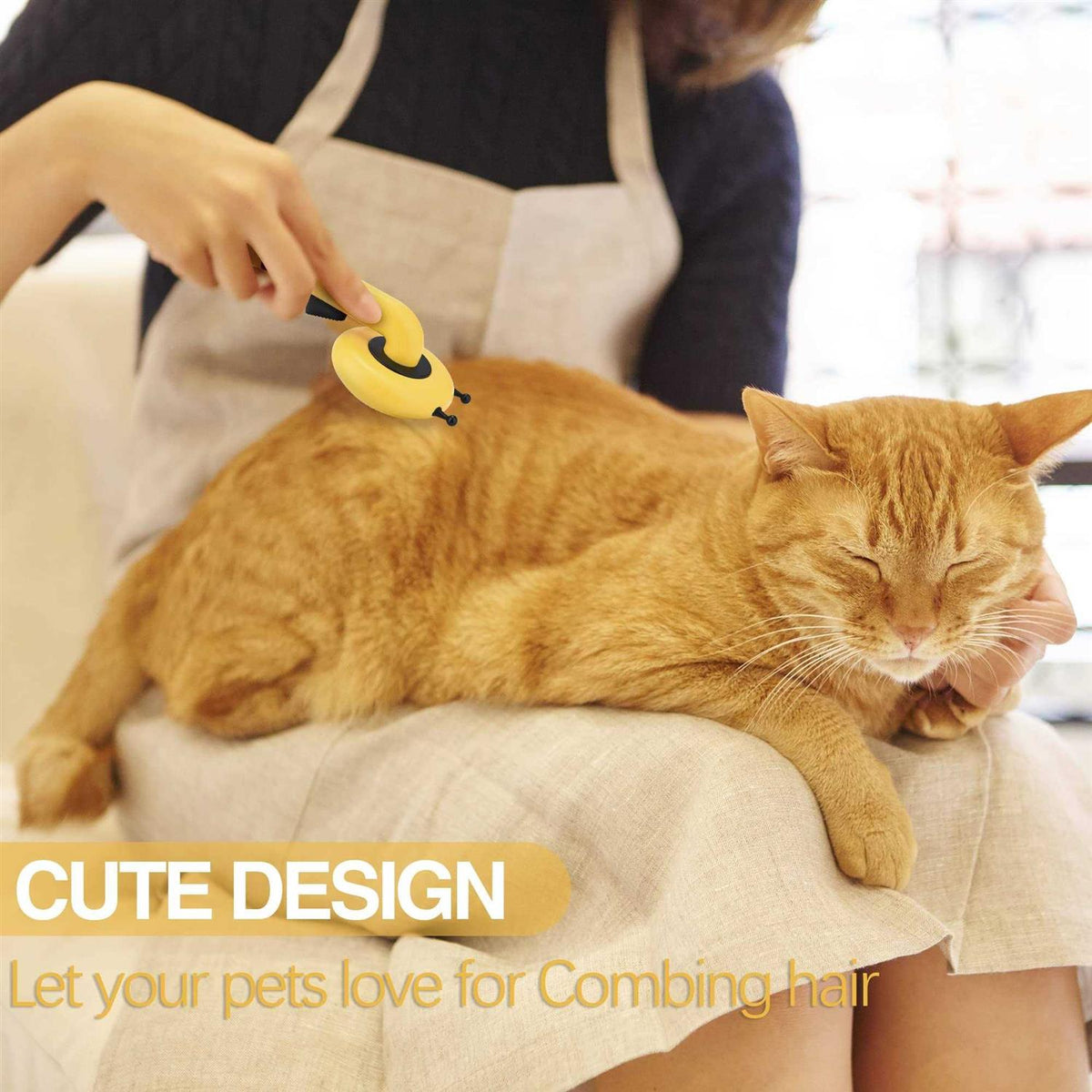 Self Cleaning Pet Slicker Brush with Release Button Z647