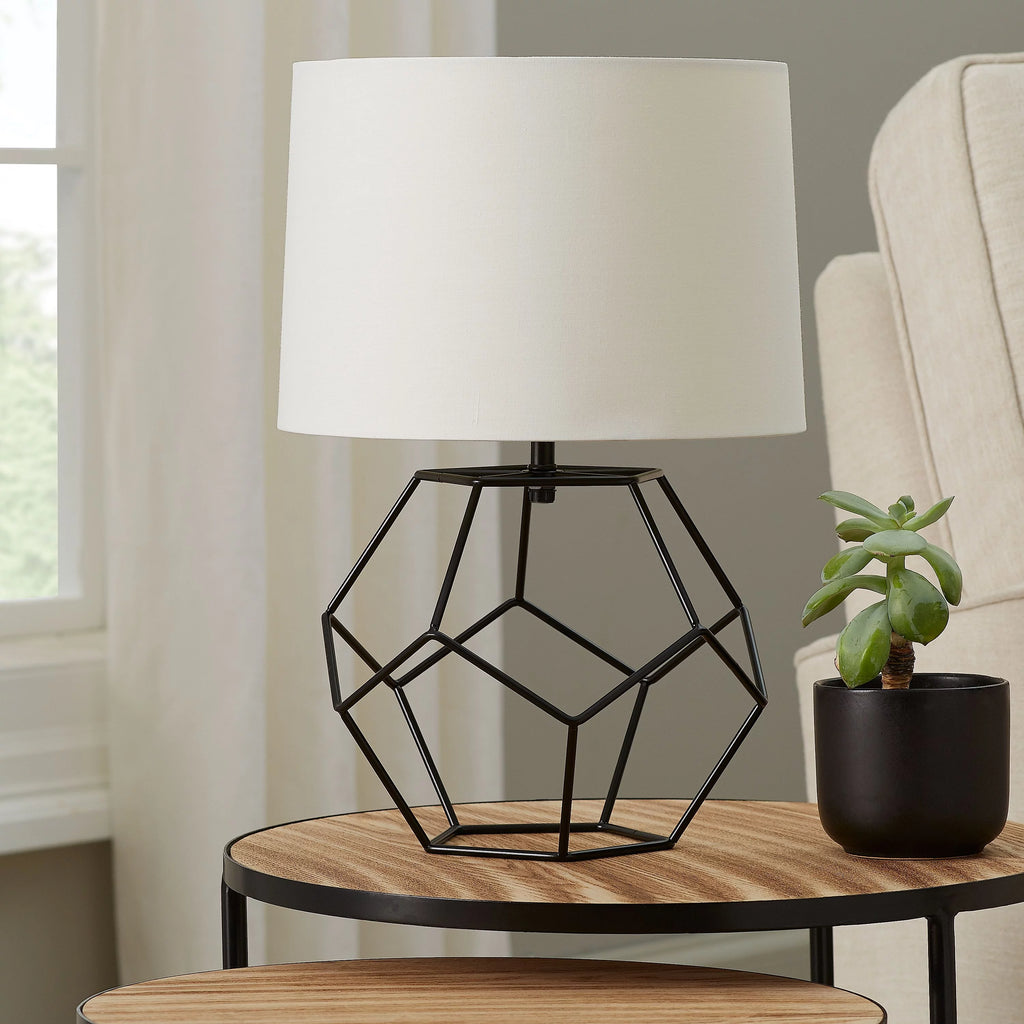 Black Metal Table Lamp with Shade P3998