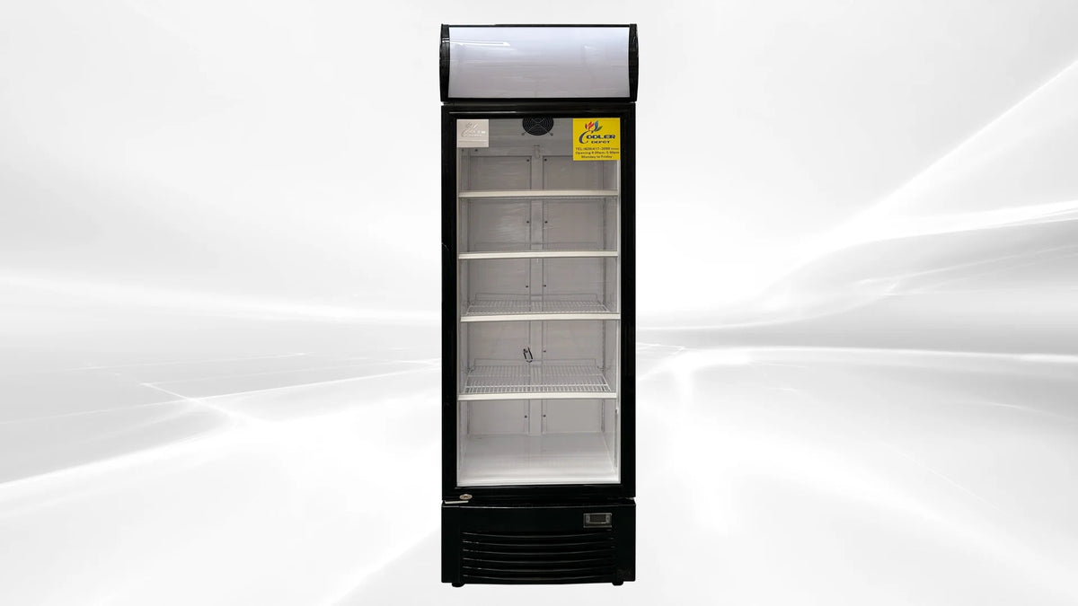 23.5 cu ft Glass Door Merchandiser Cooler H6071